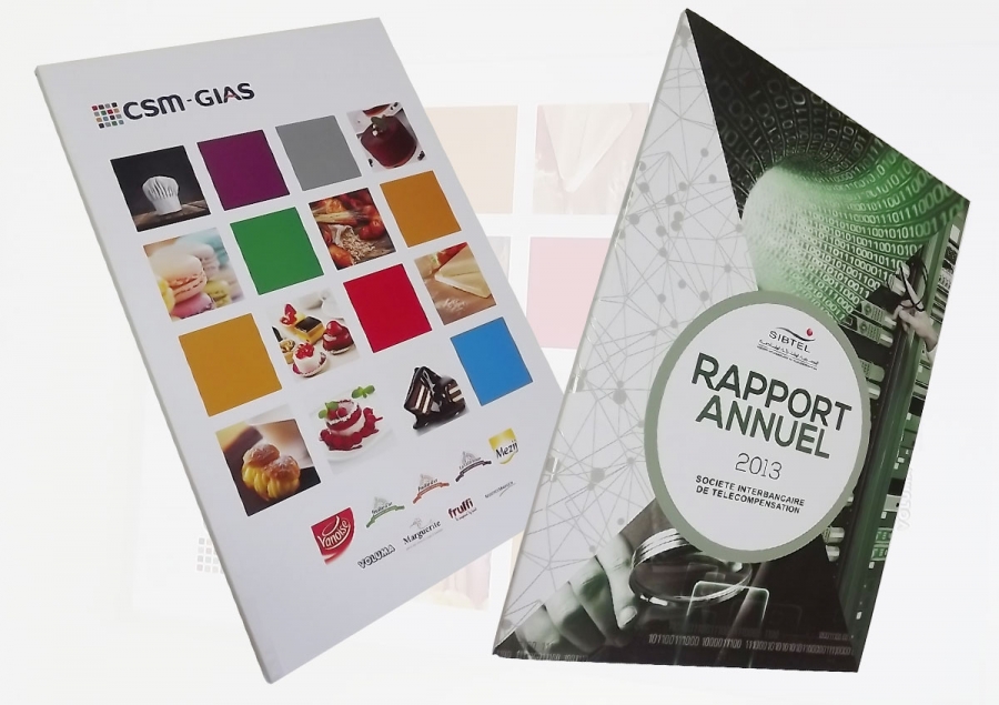 Brochures dos carr&eacute; coll&eacute;